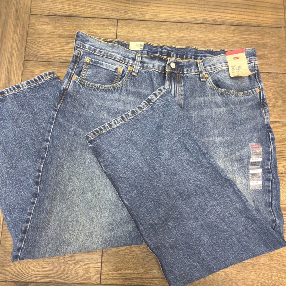 Levis 565 97 Loose Straight Jeans Mens 40x30 Medium Wash Blue A7221-0012 NWT